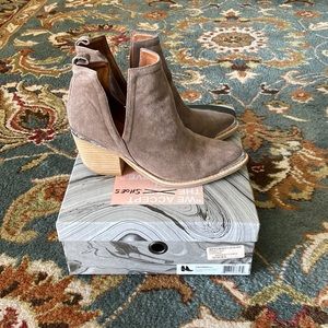 Jeffrey Campbell Cromwell Booties